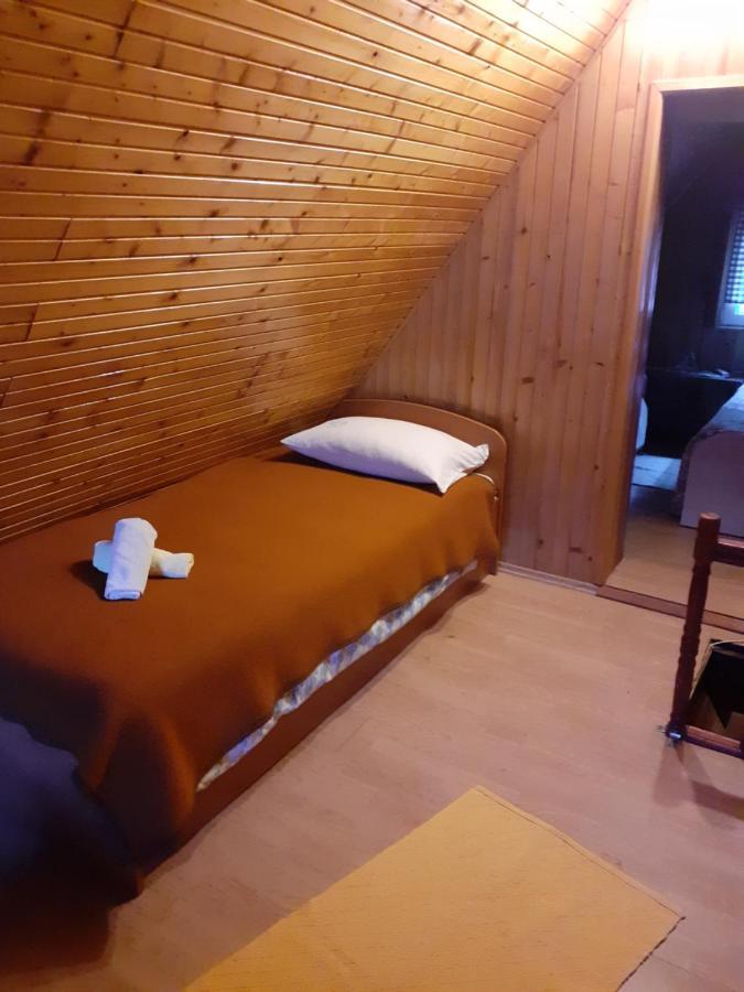 Matanovi Dvori Holiday home *